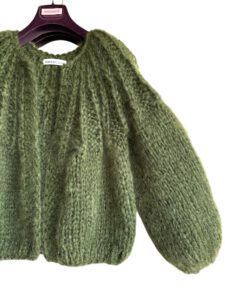 damesvest olijfgroen mohair ballonmouw