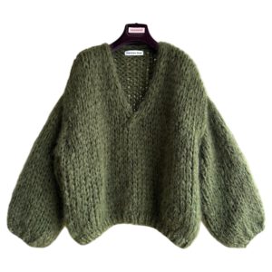 Oversized mohair alpaca v-hals trui olijfgroen